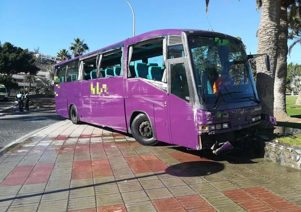 Bus Accident Near Maspalomas – Only Driver Injured
