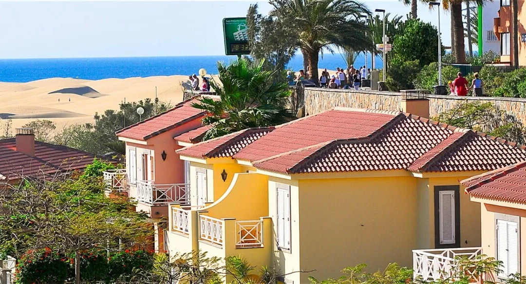 Brit critically injured in Playa del Inglés after suspected drunken fall