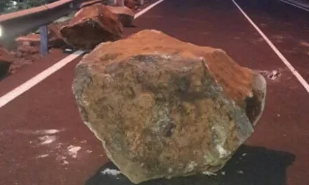 Rockfall on road passing Amadores on the south of the island