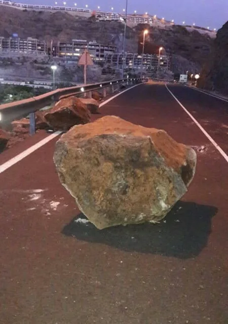 Rockfall on road passing Amadores on the south of the island