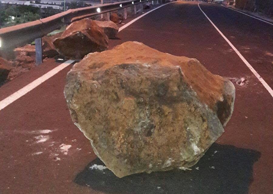 Rockfall on road passing Amadores on the south of the island