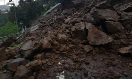 Landslides around the summits and on the north of Gran Canaria