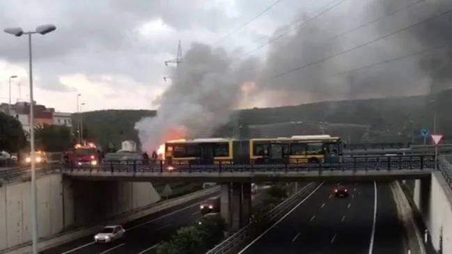 Las Palmas bus blaze by the GC-3 leaves no-one injured