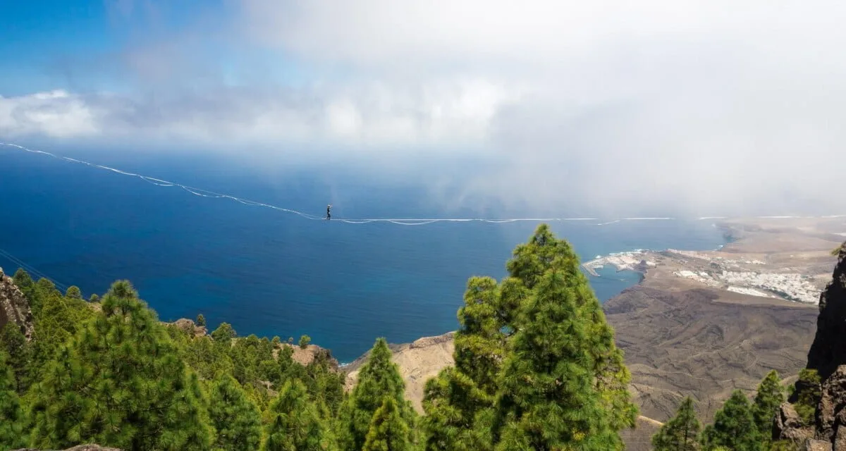 Gran Canaria’s Tamadaba Sky Walker goes viral over Agaete