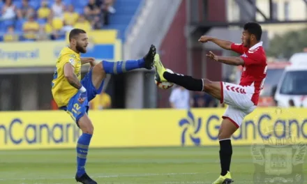 The Saint: Las Palmas V Gimnàstic de Tarragona (Nástic)