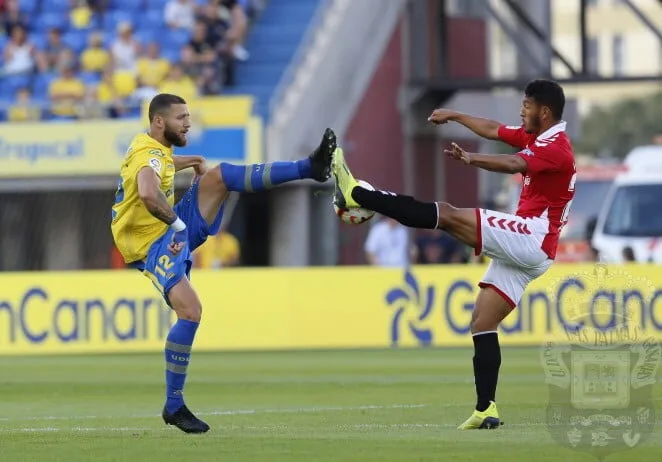 The Saint: Las Palmas V Gimnàstic de Tarragona (Nástic)
