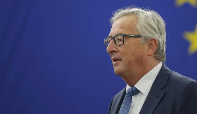 EC president Juncker cancels visit to the Canary Islands to try to close UKs Brexit negotiations