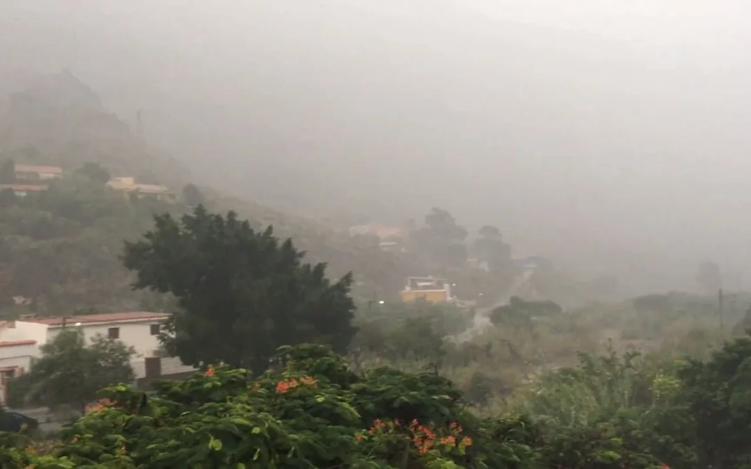 Weather: Canary Islands warnings for wind, rain and rough seas