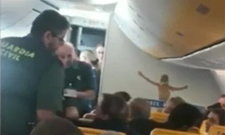 Drunk English woman dragged off plane on arrival in Fuerteventura