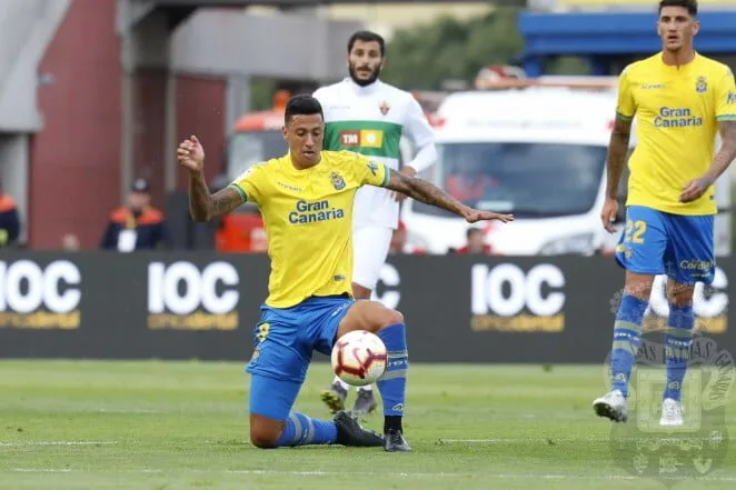 The Saint: Las Palmas v Elche