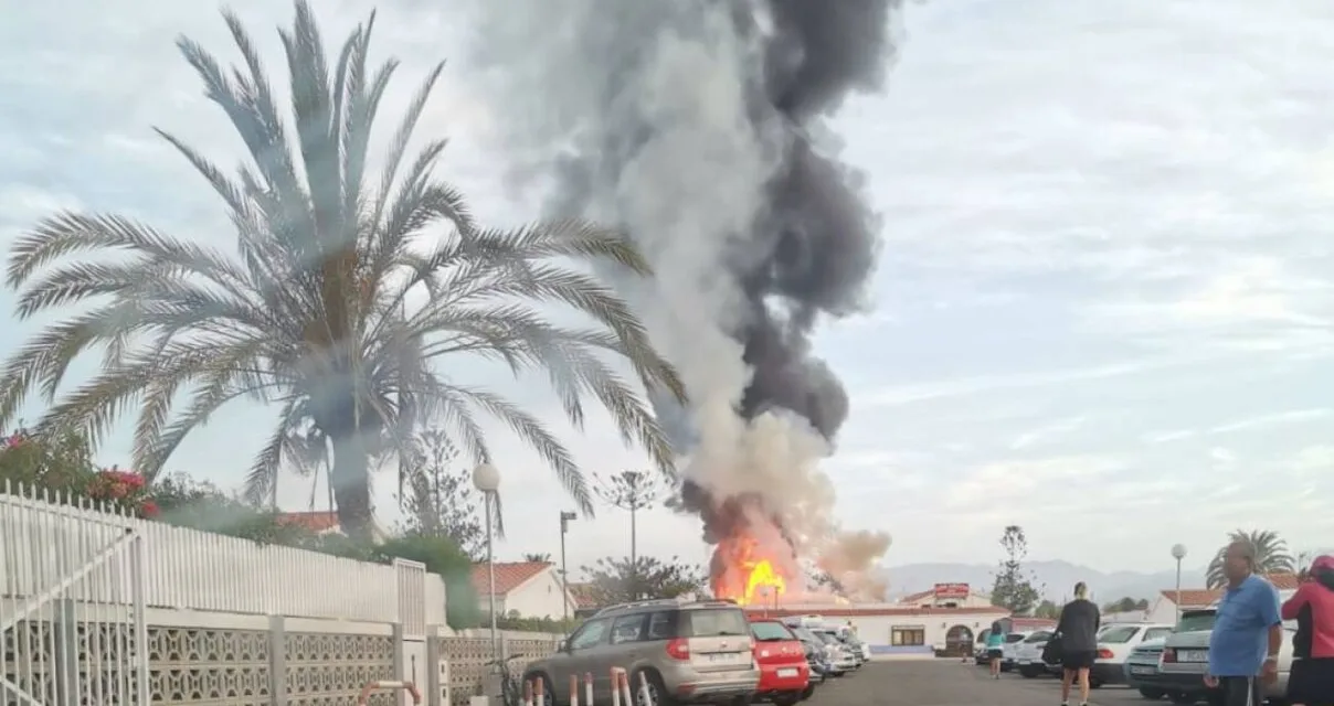 Fire in Playa del Inglés ´Los Arcos´