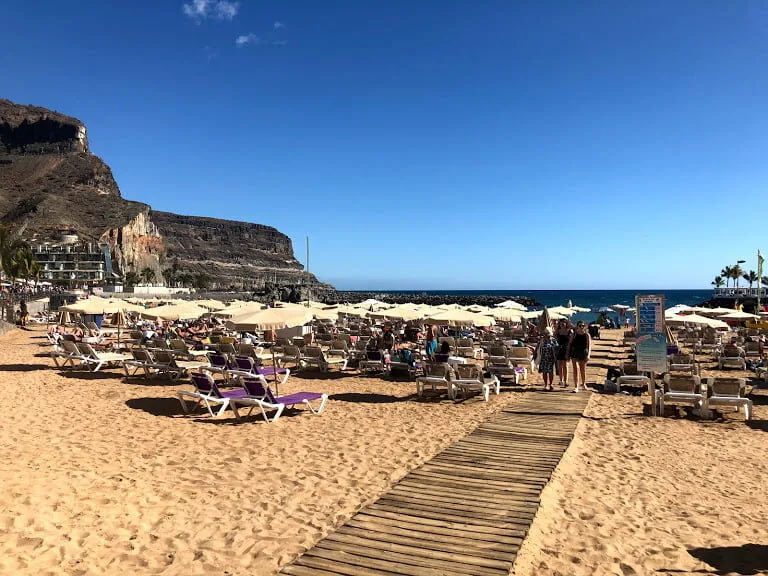 Brexit blamed for decline in British tourists to Gran Canaria, the islands and Spain as a whole.