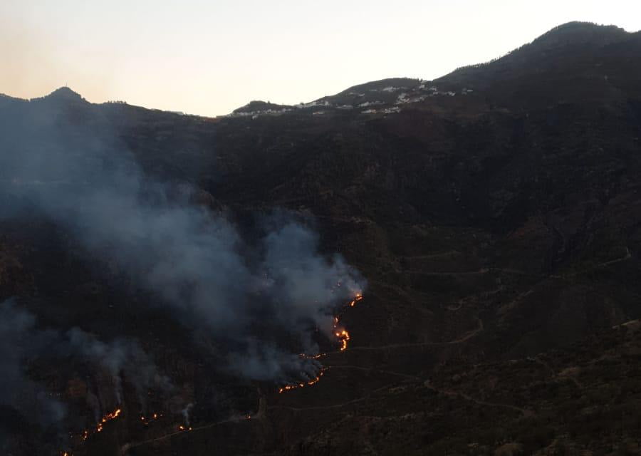 Gran Canaria Fires: Fire slows as winds die down and conditions favour our forest firefighters