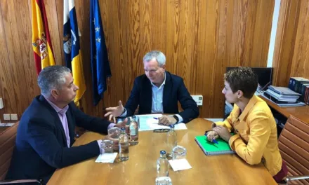 Mogán and the Government of the Canary Islands discuss Pueblo de Mogán bypass and the planned Taurito tunnel