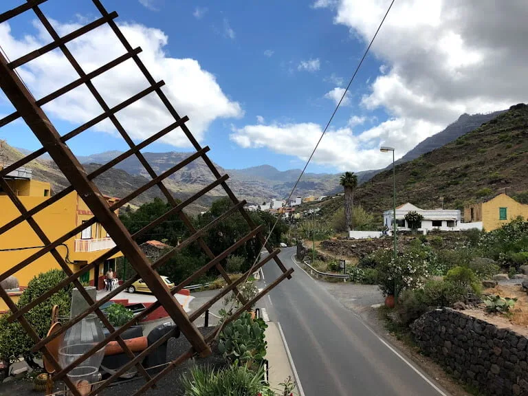Weekend expected to bring locally strong north winds, a drop in temperatures and rainfall on the Canary Islands as winter comes to a close