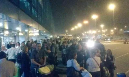 230 flights and more than 20,000 passengers affected in the Canary Islands