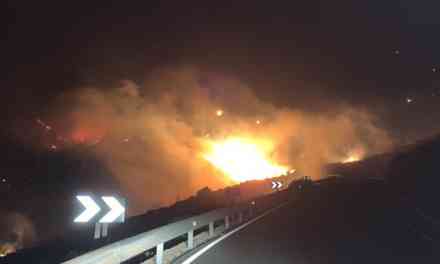 Tasarte fires have Gran Canaria on high alert throughout the night