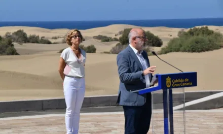 You can now be fined for straying from the paths through the Dunes of Maspalomas