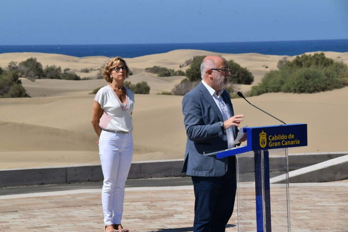 You can now be fined for straying from the paths through the Dunes of Maspalomas