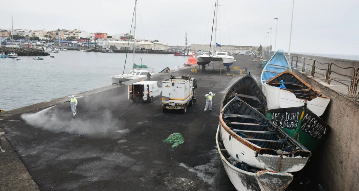 Arguineguín pier disinfected following small number of migrants testing positive for corona virus