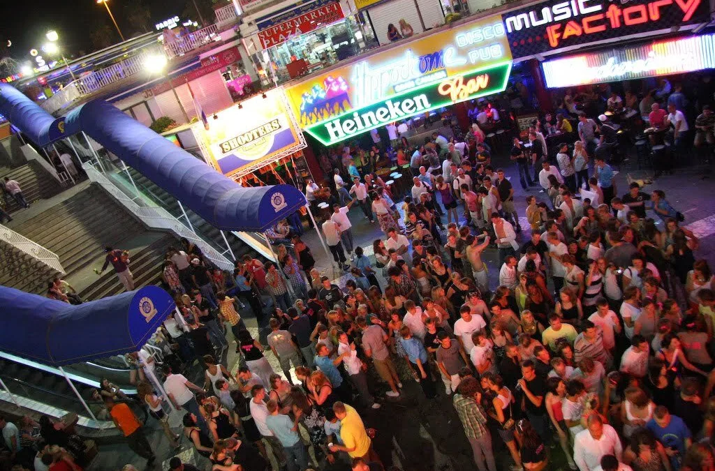 Nightlife and Tourism businesses in the Canary Islands are demanding an urgent rescue plan