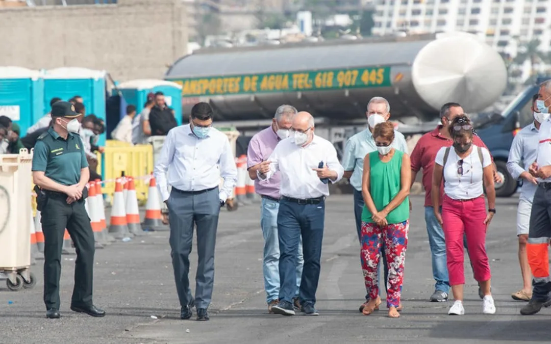 Gran Canaria President wants migrants quickly moved on to mainland Europe