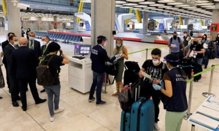 Anyone travelling to The Canaries, even from mainland Spain, must now have a negative COVID-19 test result carried out in the 72 hours prior to arrival