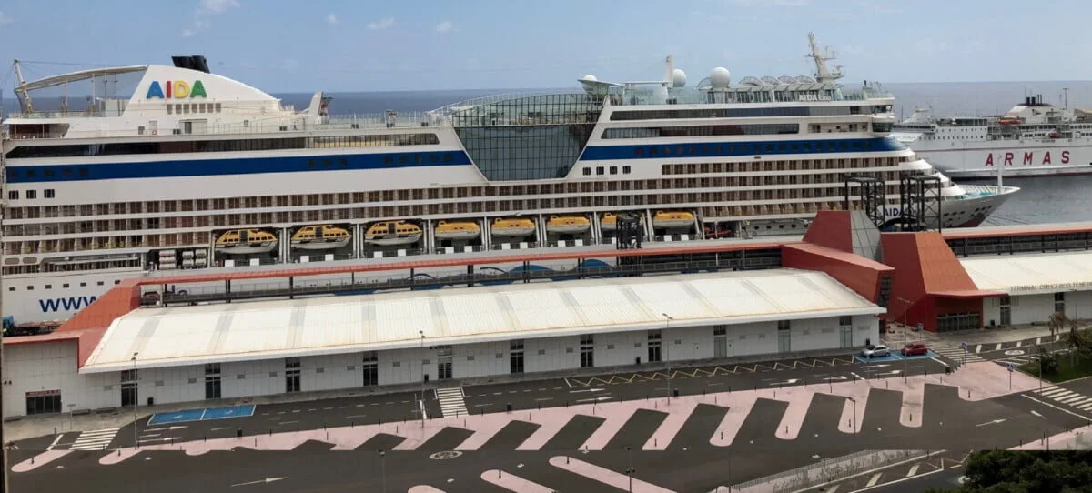 The Government of the Canary Islands has authorised cruise ships to operate between the Canarian ports