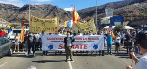 remove migrants