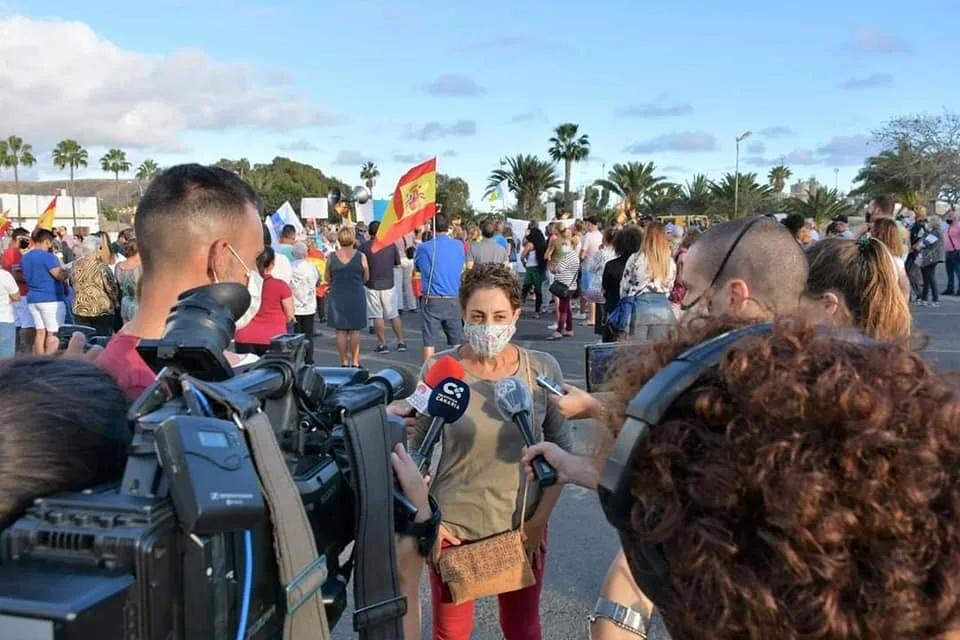 The Mogán Town Council condemns the use of any type of violence and incitement to hatred and calls for the calm of residents