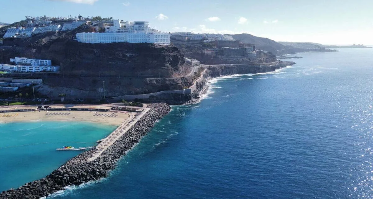 Brits wanting to buy a property in the Canary Islands must first get a permit from the Ministry of Defence, after proving they do not have a criminal record