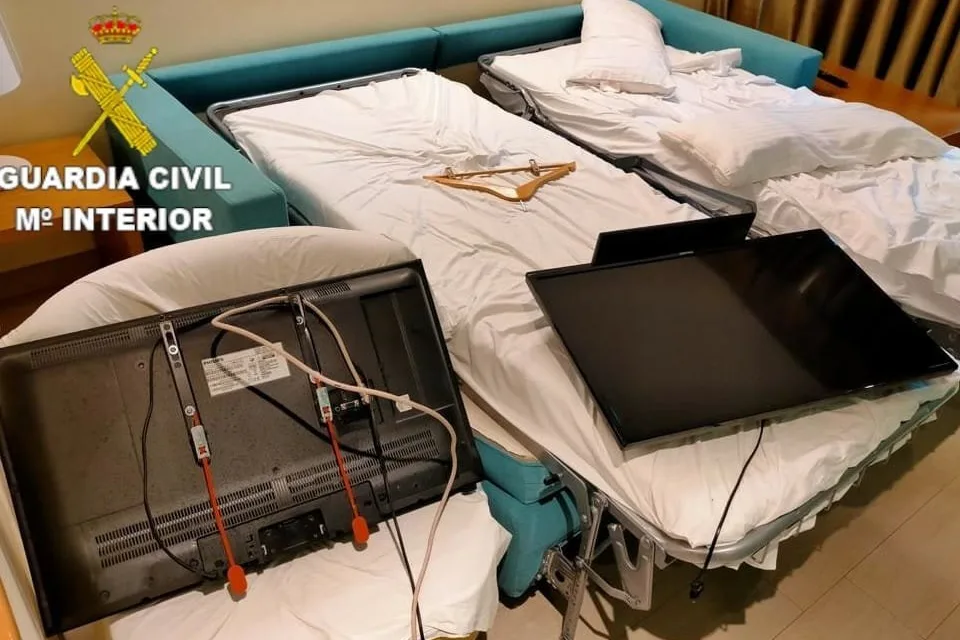 Norwegian tourist arrested after allegedly wrecking hotel room, breaking televisions and trying to leave on a flight