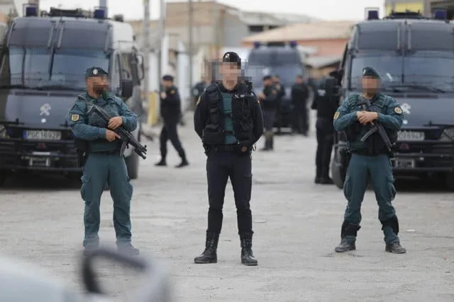 Guardia Civil redeployment of GRS 8 Reserve & Security Group from Tenerife following altercations in temporary migrant accommodations for minors