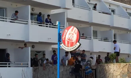 Some evidence of alcohol and drug use among the youths of Puerto Bello, nothing more serious currently, the priority now is to relocate them.