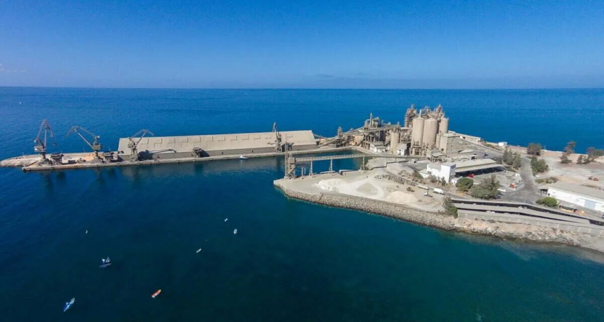 CEISA group’s iconic Gran Canaria cement factory at El Pajar request renewal of private port concession from Puertos Canarios