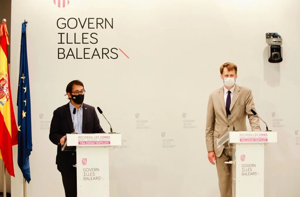 British government announce lower test prices, while Ambassador discusses UK holiday travel to the Spanish islands this May “if the incidence of COVID-19 is low”