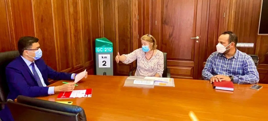 Vice President of Cabildo de Gran Canaria agrees to directly assist in funding The Food Project in Arguineguín