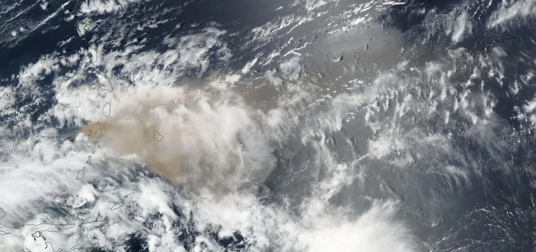 Ash from the volcano erupting in the Caribbean could arrive over Spain from Wednesday with the expected storm