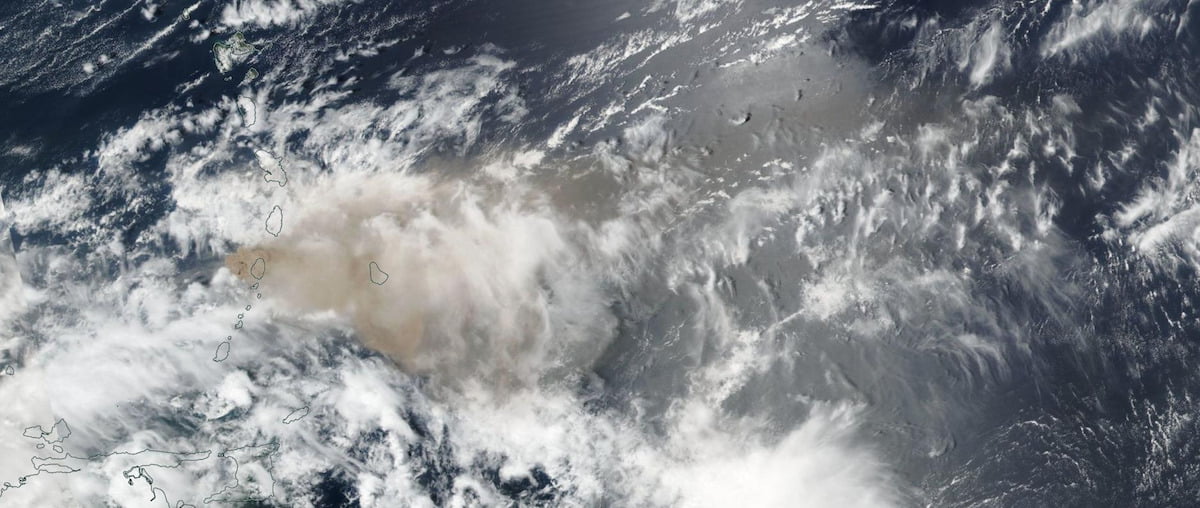 Ash from the volcano erupting in the Caribbean could arrive over Spain from Wednesday with the expected storm