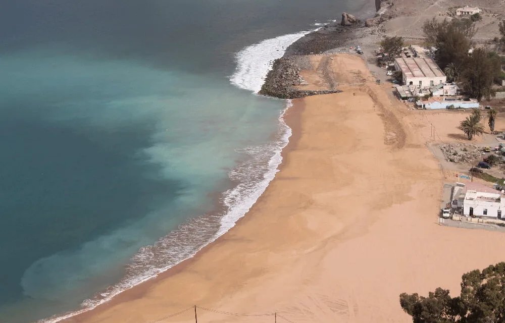 Anfi Tauro SA will be billed by the coastal authority for the removal of the illegal breakwater and embankment on Tauro Beach