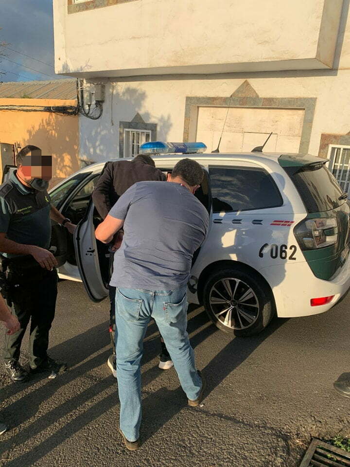 Suspect arrested in Gran Canaria north after Gáldar bus driver attack, detainee’s mother heartbroken