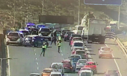 Police pursuit causes tailbacks on Gran Canaria’s main GC1, and ends in a collision with a motorcycle