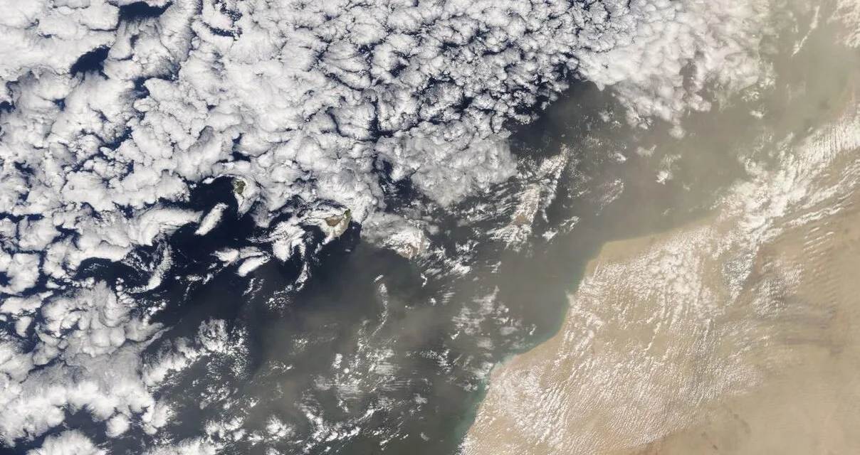 After a topsy turvy week of cold snaps, strong winds and rain, Calima arrives in The Canaries