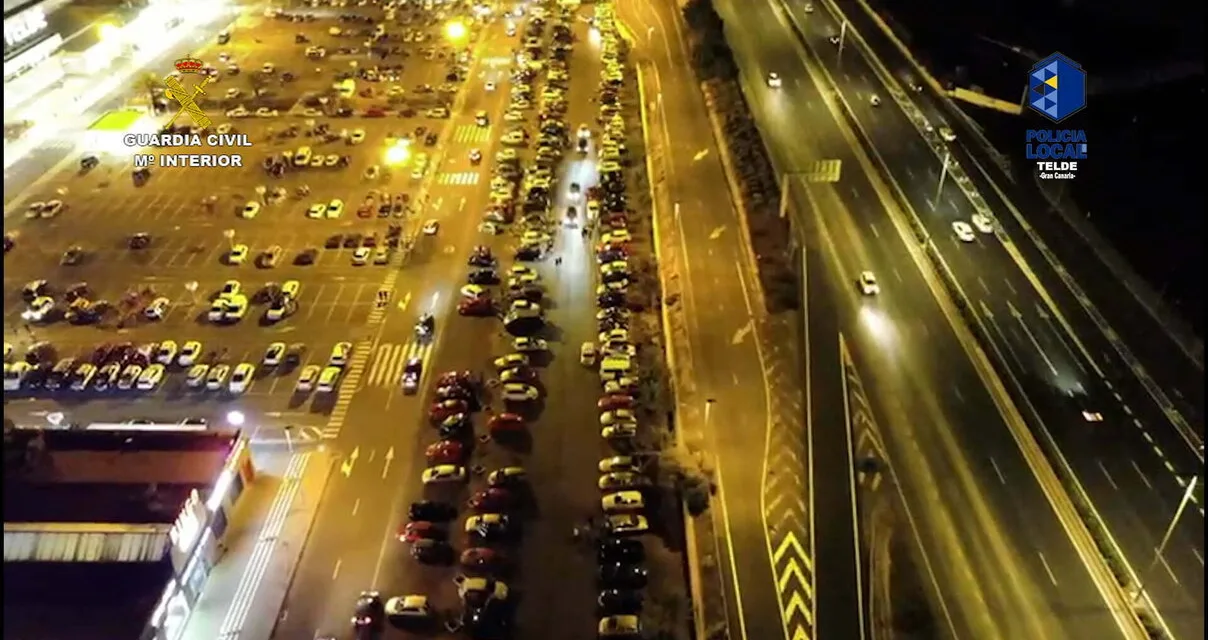 Guardia Civil and Policia Local of Telde Local Police macro operation against illegal car racing on GC-1