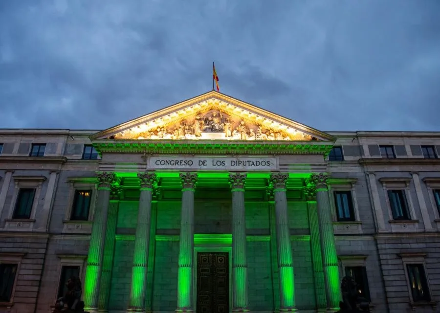 Medical marijuana  in Spain will soon be regulated, available from pharmacies and health centres, as a complimentary therapy