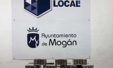 Newsbrief: 30 kg of hashish found floating by the beach in Arguineguín