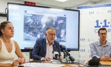 Classes suspended on Monday as Government of the Canary Islands asks for caution and calls for self-protection in the face of a maximum alert