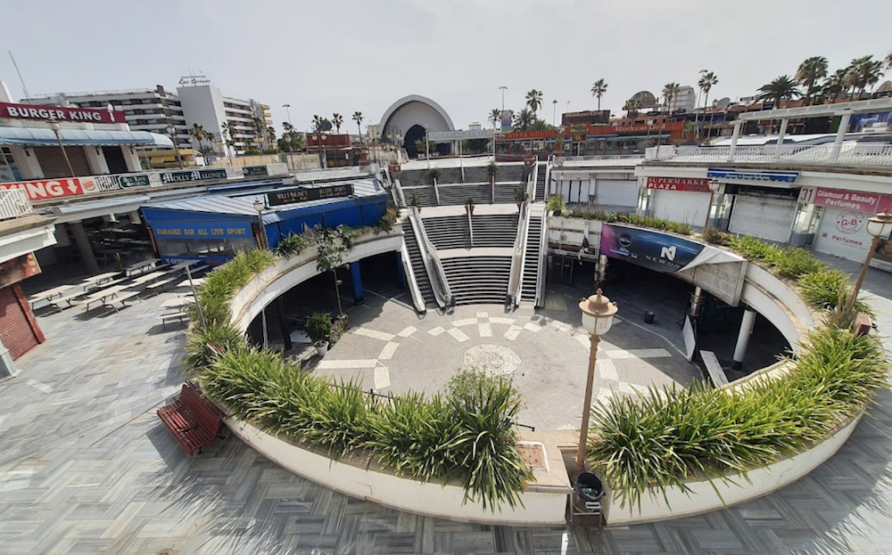 Centro Comercial El Plaza, in Playa del Inglés, Seeks Permission to Partially Reopen