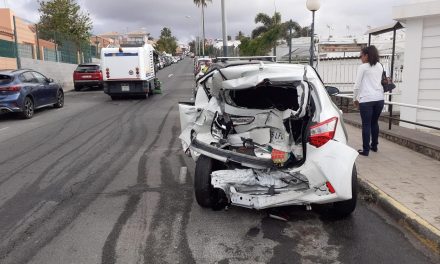 Three parked cars smashed into at high speed in Sonnenland