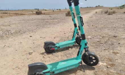 A surge of commercial e-scooters left abandoned throughout Maspalomas and Playa del Inglés without permission